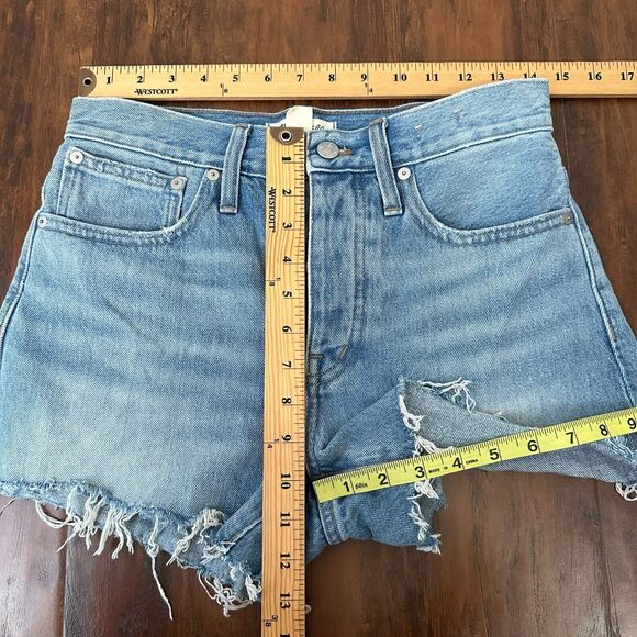 NWOT MADEWELL Relaxed Denim Shorts Destroyed Hem Edition in Rosemount Wash - Picture 11 of 11
